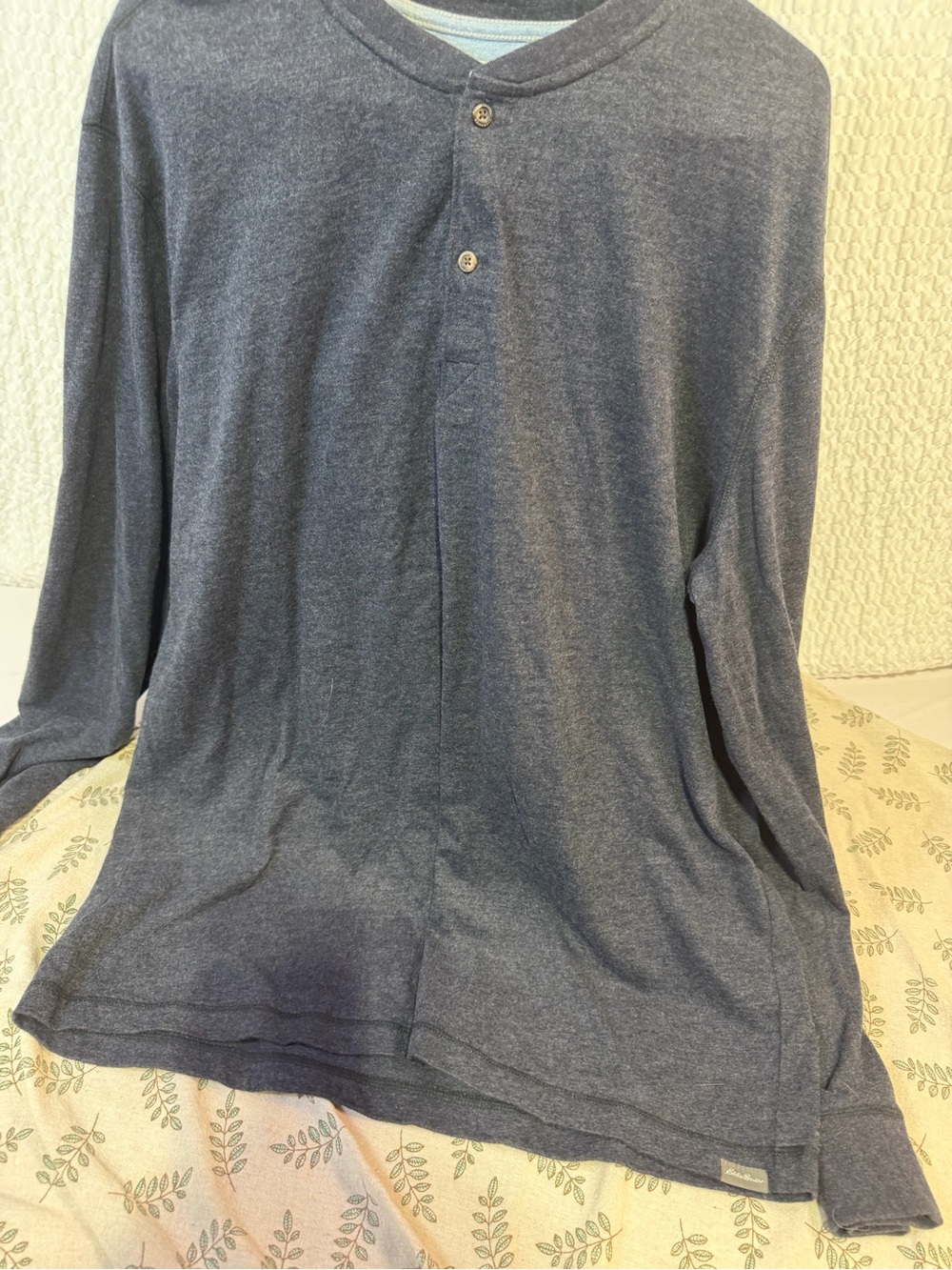 Eddie Bauer Men's Long-Sleeve Henley in Heather Blue